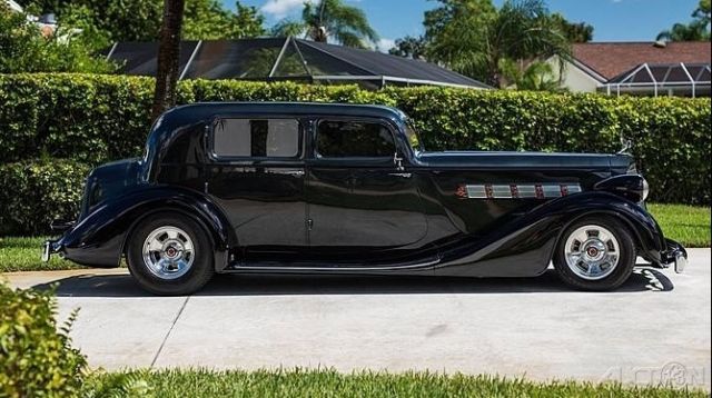 1936 Packard Super 8 - photo 2