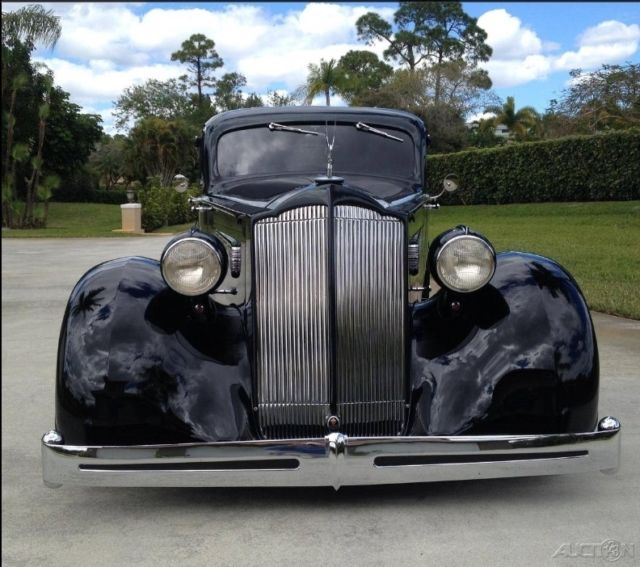 1936 Packard Super 8 - photo 4