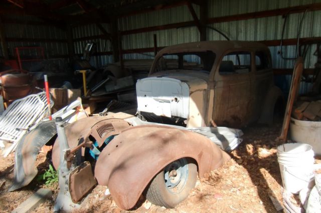 1936 Plymouth 2 Door trunkback sedan - photo 4
