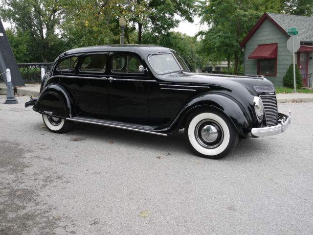 1937 Chrysler Airflow C-17 - photo 3
