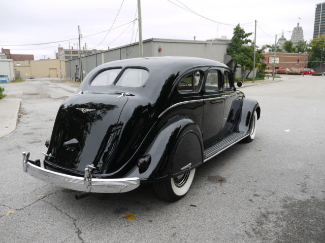 1937 Chrysler Airflow C-17 - photo 7