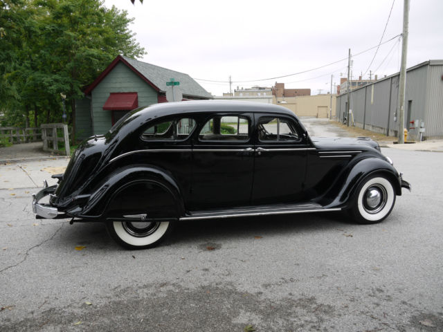 1937 Chrysler Airflow C-17 - photo 8