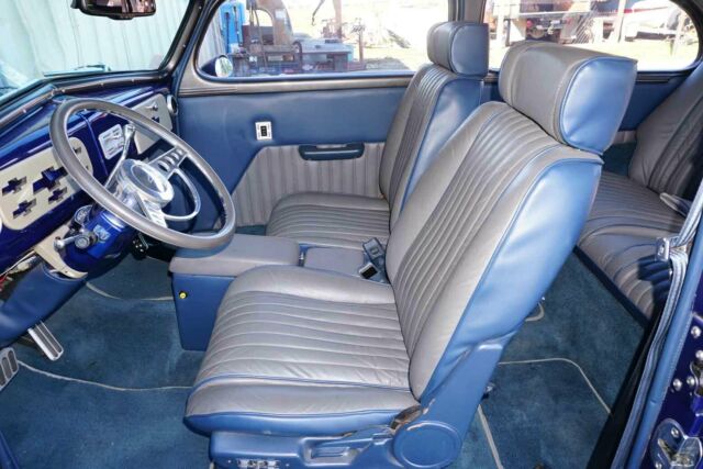 1937 Chevrolet Sedan - photo 11