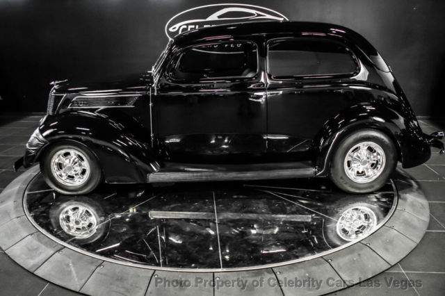 1937 Ford Tudor Slant Back All Steel - photo 2