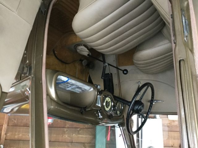 1937 Austin 4 door Leather - photo 2