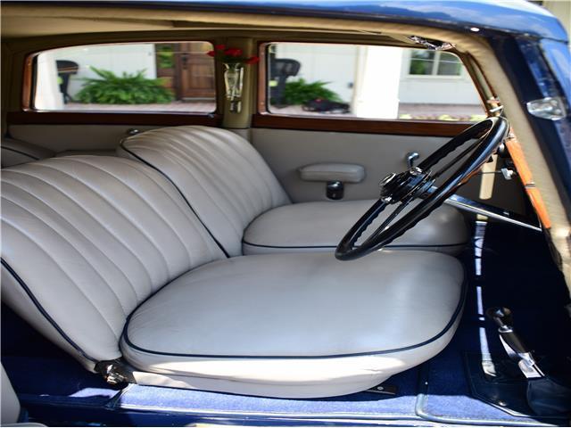 1937 Bentley 4 Door Salon -- - photo 12