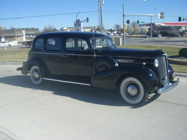 1937 Buick 90 Limited - photo 4
