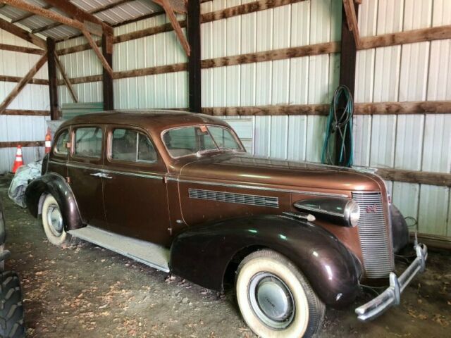 1937 BUICK CENTURY SERIES 61 1937 Buick Century Series 61