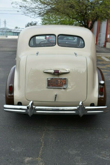 1937 Buick Model 40 - photo 7