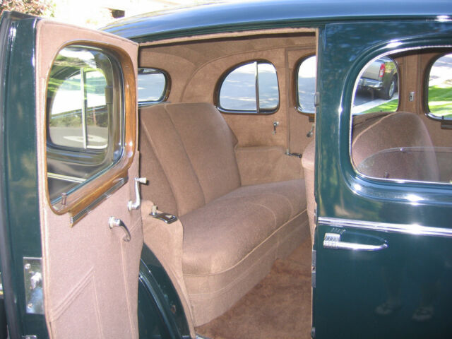 1937 Buick Roadmaster - photo 7