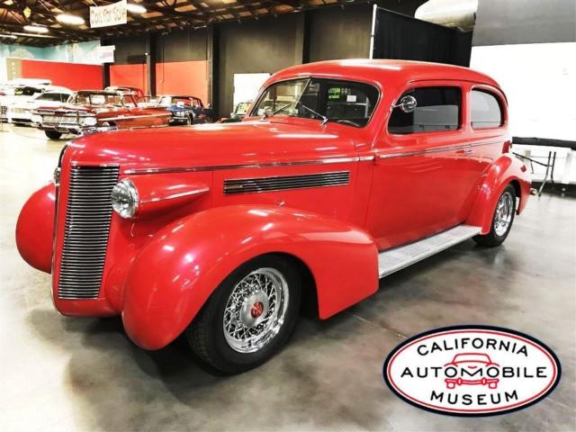 1937 Buick Series 40 --