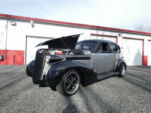 1937 Buick Special 40 Sedan - photo 9