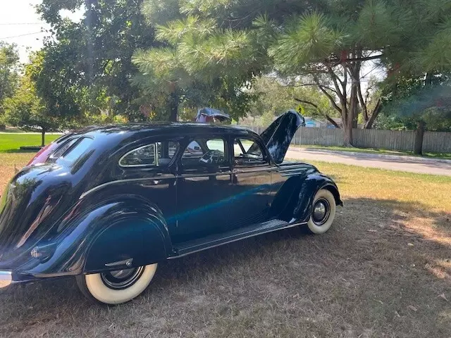 1937 Chrysler Airflow