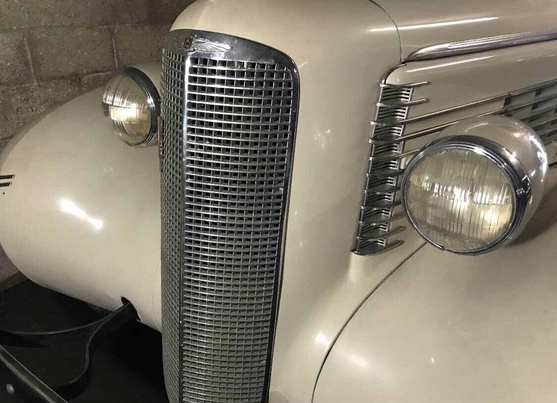 1937 Cadillac Lasalle - photo 10