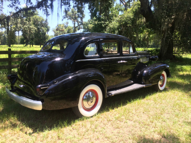 1937 Cadillac Sixty - photo 2