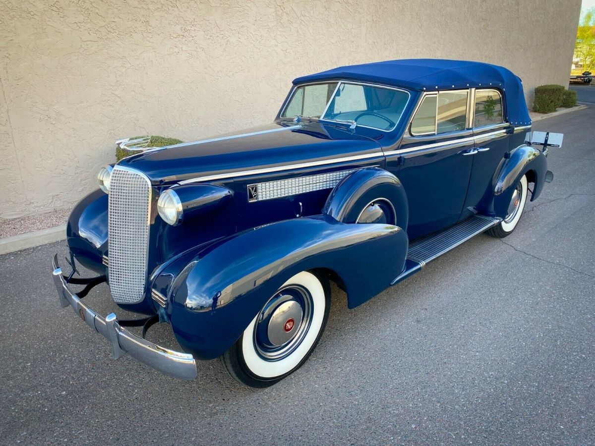 1937 Cadillac Series 60 Convertible Sedan - photo 5