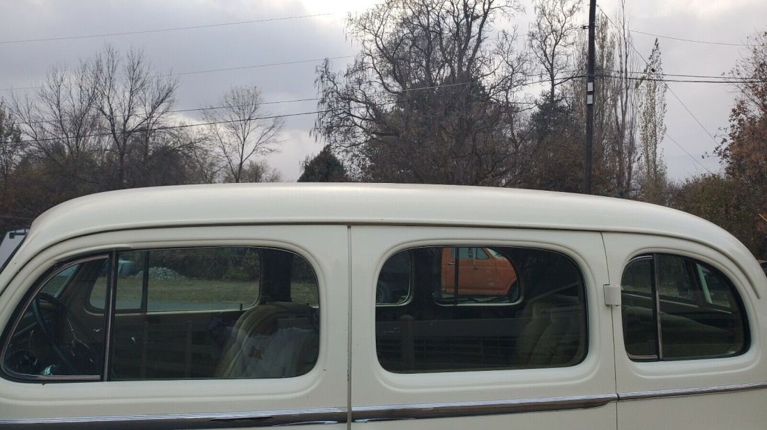 1937 Cadillac Series 75 7519 five passenger limo - photo 4