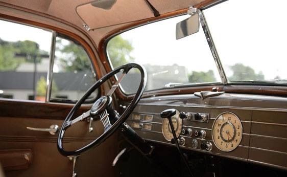 1937 Cadillac 37-7509F Sedan - photo 7