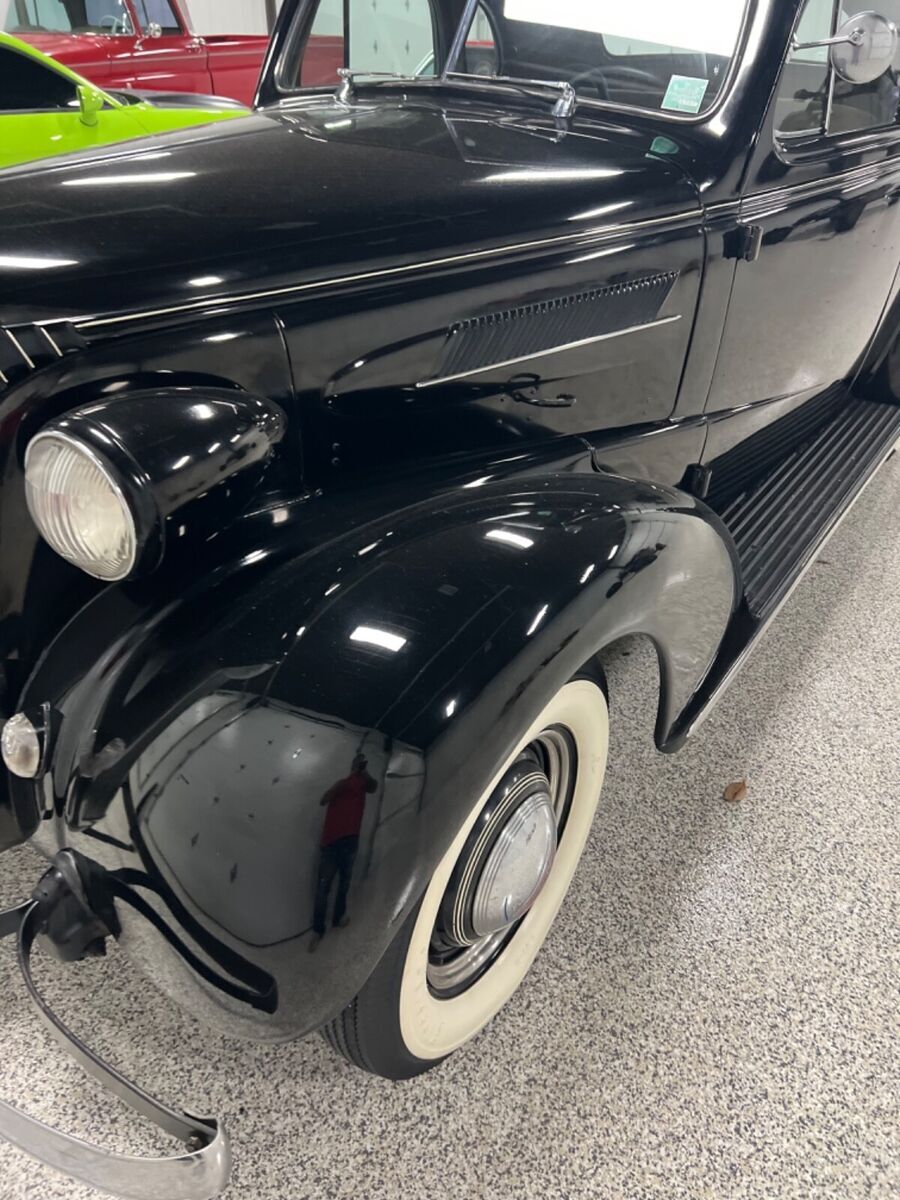 1937 Chevrolet Coupe - photo 2