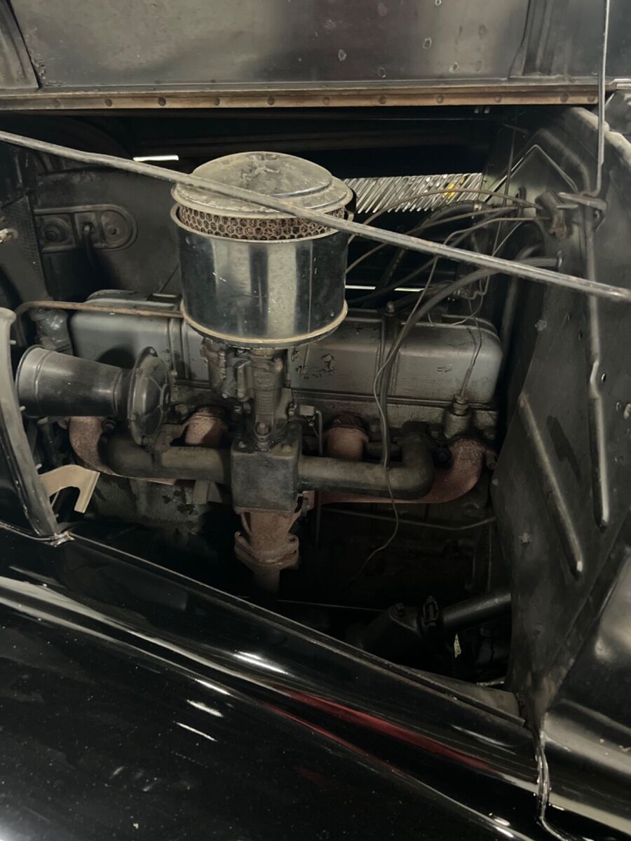 1937 Chevrolet Coupe - photo 9