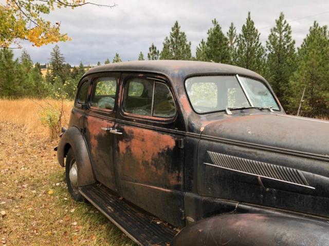 1937 Chevrolet Master Deluxe 4dr. - photo 5