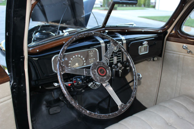 1937 Chevrolet master deluxe - photo 2