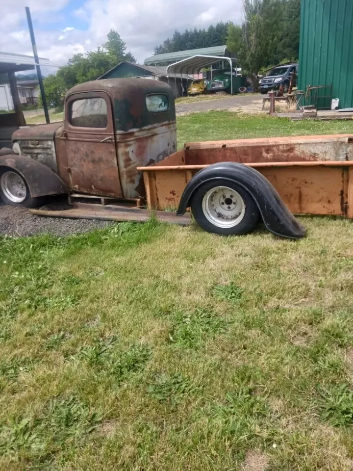 1937 chevrolet restore or donor body 70s and 80s Chevy Trk no frame/running gear 1937 Chevrolet Chevy