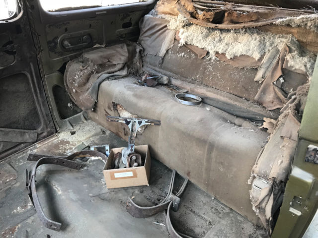 1937 Chevrolet Sedan - photo 12