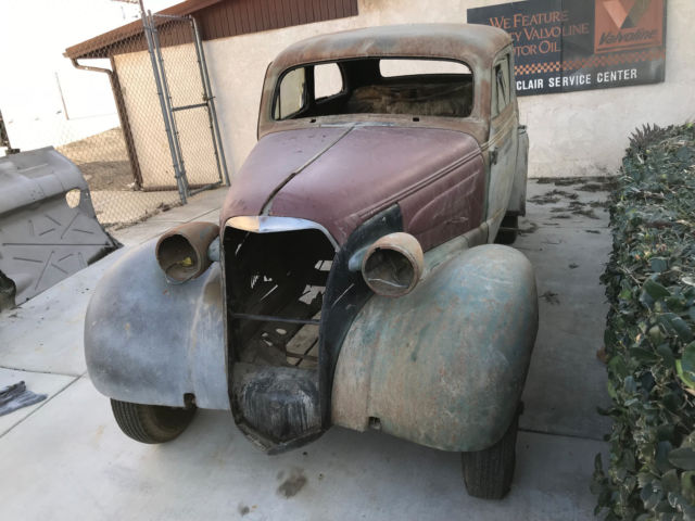 1937 Chevrolet Sedan - photo 3