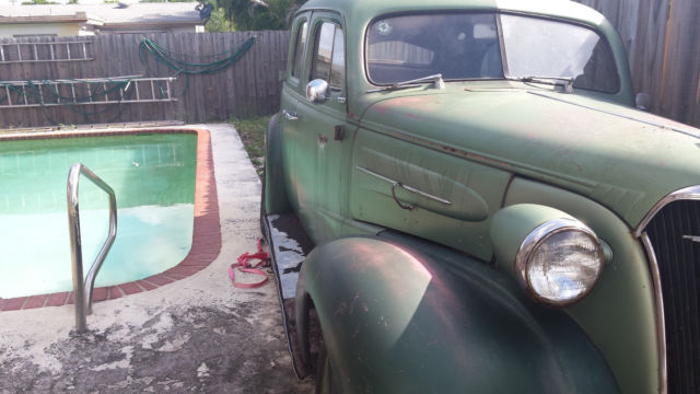 1937 Chevrolet 4 door sedan street rod - photo 3