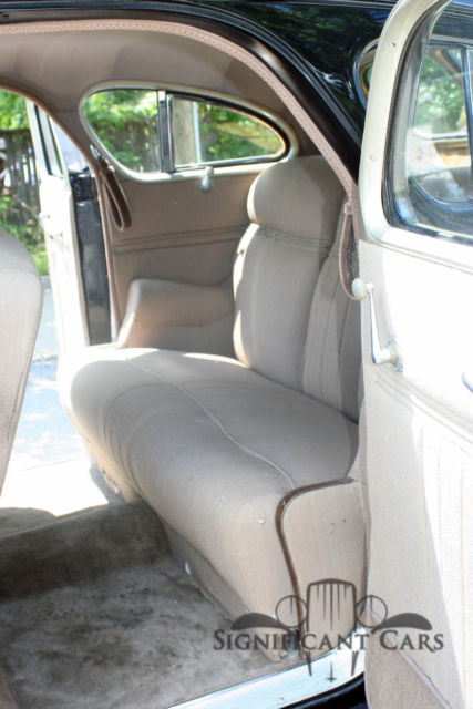 1937 Chrysler Airflow - photo 11