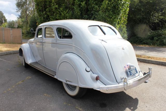 1937 Chrysler Airflow - photo 11