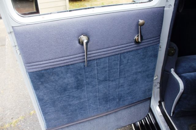 1937 Chrysler Airflow - photo 5