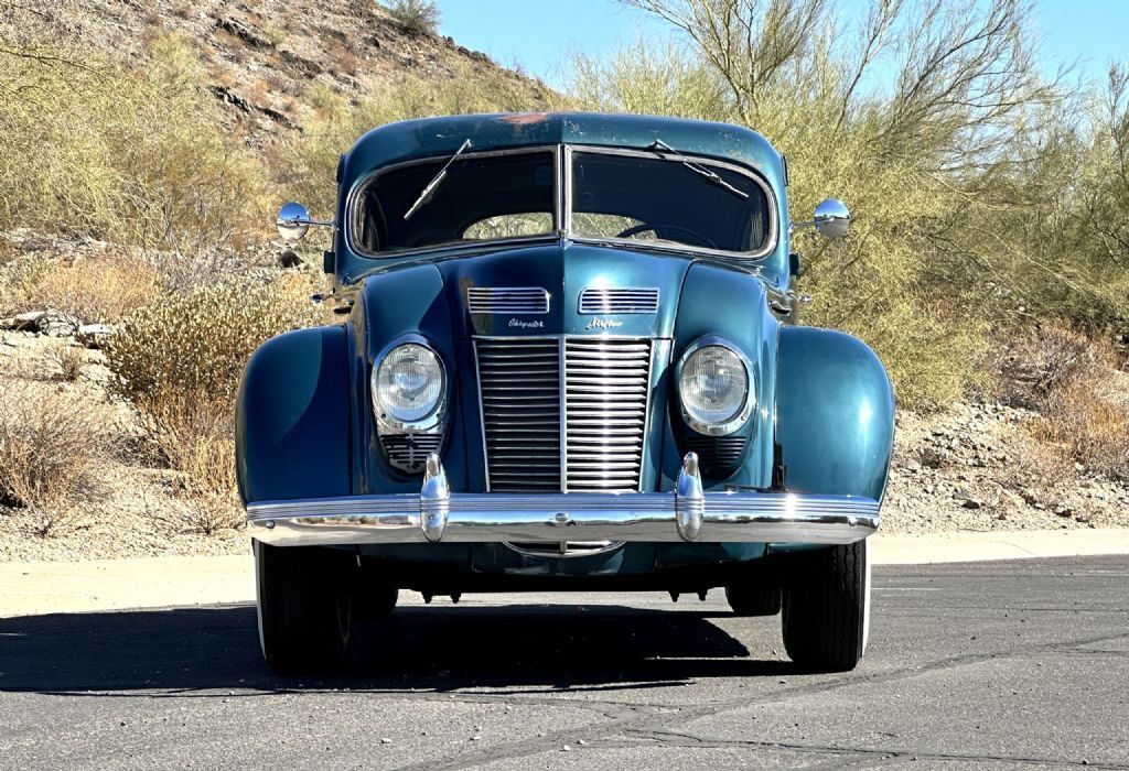 1937 Chrysler Airflow Series C-17 Eight Coupe - photo 10