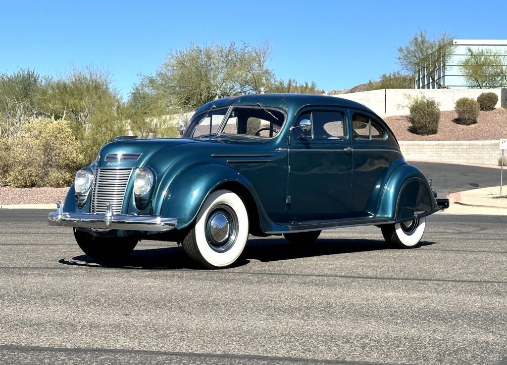 1937 Chrysler Airflow Series C-17 Eight Coupe - photo 2