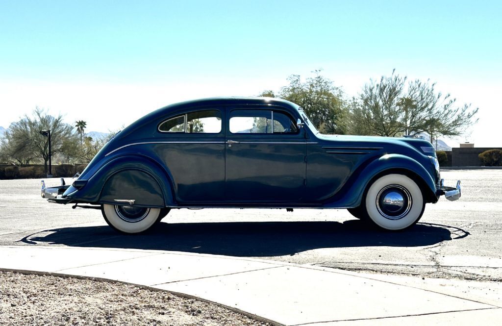 1937 Chrysler Airflow Series C-17 Eight Coupe - photo 8