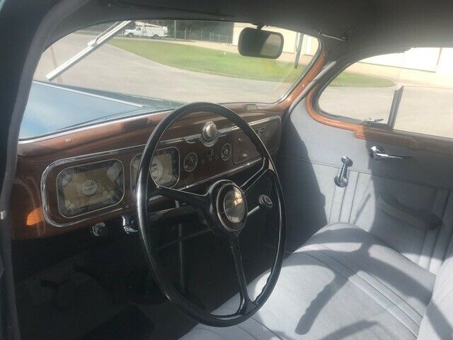 1937 Chrysler Imperial 2 Door Rumble Seat - photo 12