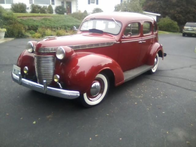 1937 Chrysler Imperial - photo 2