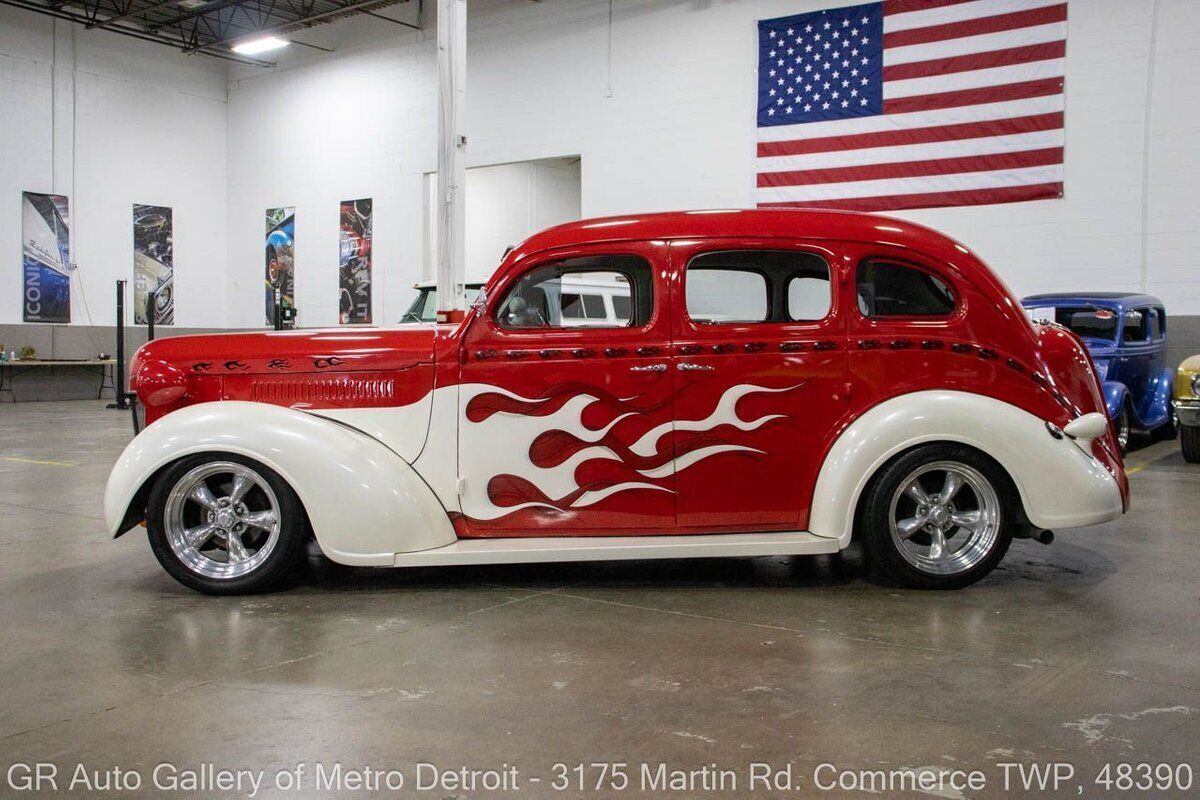 1937 Chrysler Royal C16 - photo 3
