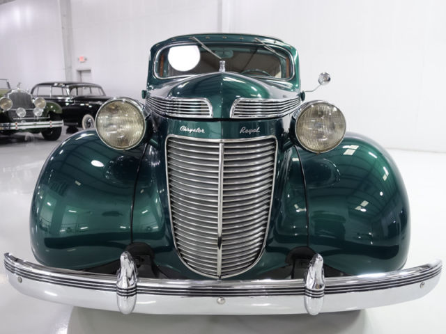 1937 Chrysler Royal Six Town Sedan by Derham - photo 2