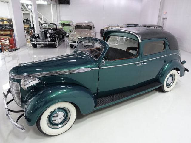 1937 Chrysler Royal Six Town Sedan by Derham - photo 5
