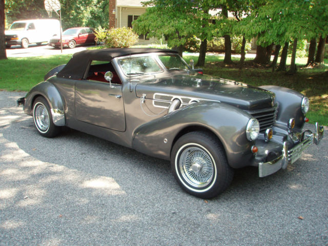 1937 cord 1937 Cord 812 Royal 812 Royal