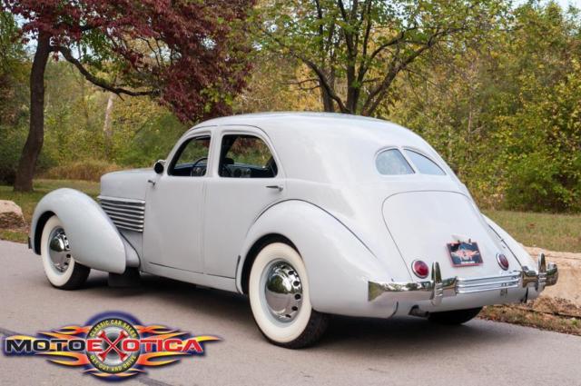 1937 Cord 810 Westchester Sedan - photo 9