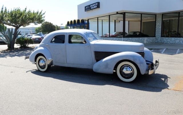 1937 Cord 812 Sedan - photo 6