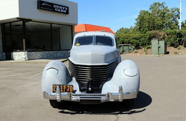 1937 Cord 812 Sedan - photo 9