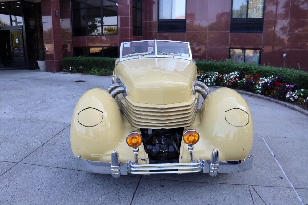 1937 Cord 812 Phaeton - photo 3