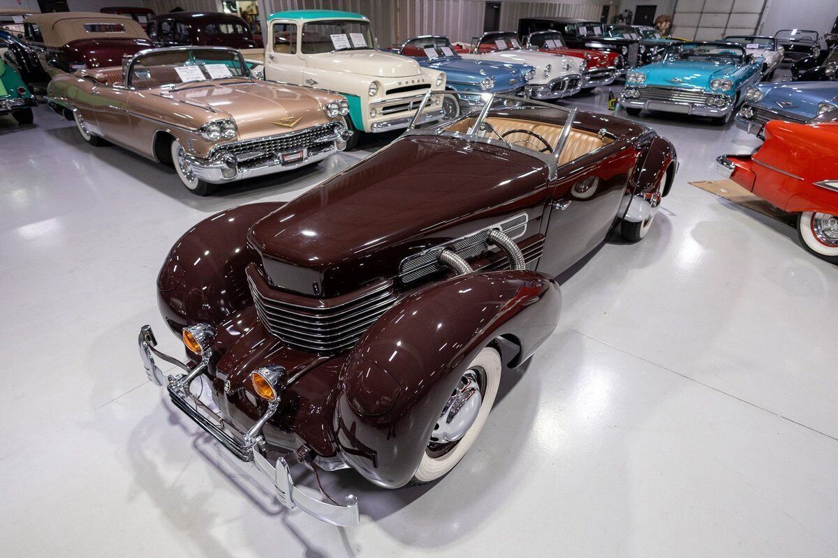 1937 Cord 812 Supercharged "Sportsman" Cabriolet - photo 13