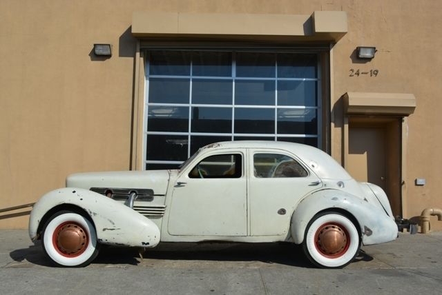 1937 Cord 812SC SEDAN BEVERLY BUSSLE BACK - photo 2