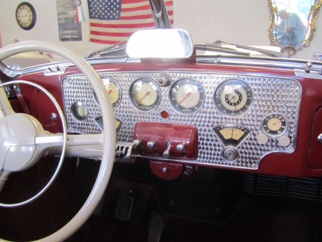 1937 Cord Phaeton - photo 9