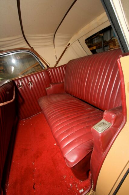 1937 DeSoto - photo 4
